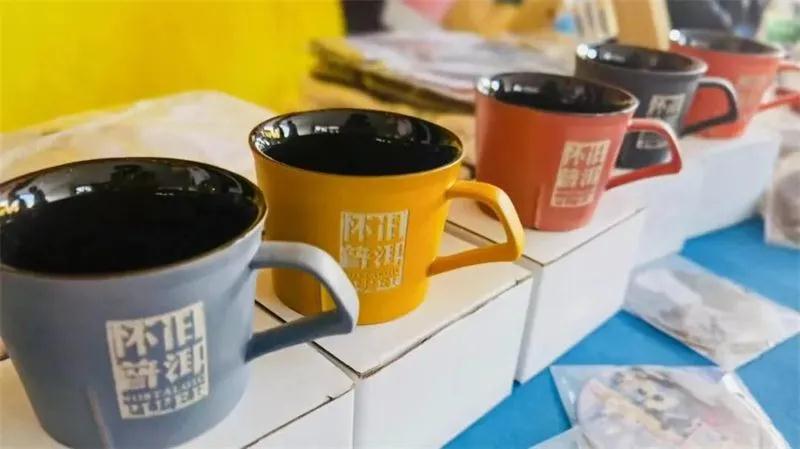 普洱團建:打卡普洱文創集市,逛“懷舊普洱·約繪普洱”美術攝影迎春展,邂逅老照片里的思茅故事