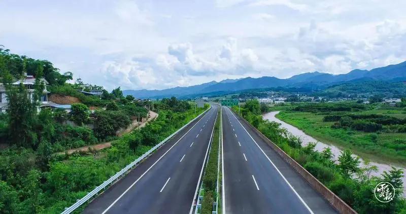 南澗彝族自治縣至景東彝族自治縣 高速公路